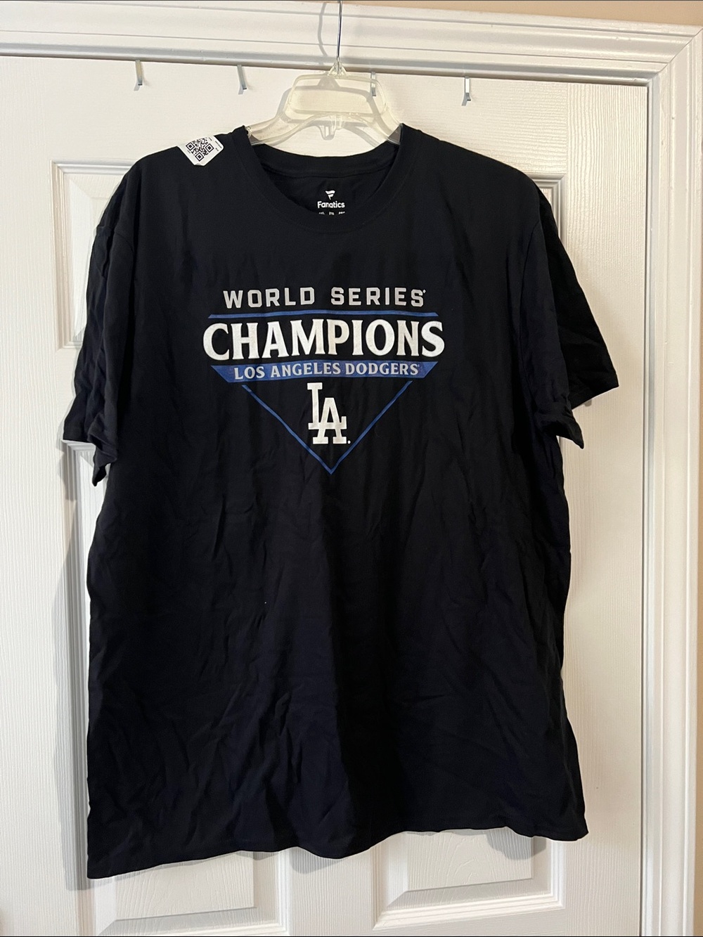 NWOT Fanatics Los Angeles Dodgers Navy World Series Champions Tee